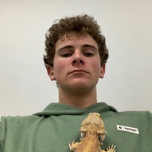 Meet your Posher, Ethan